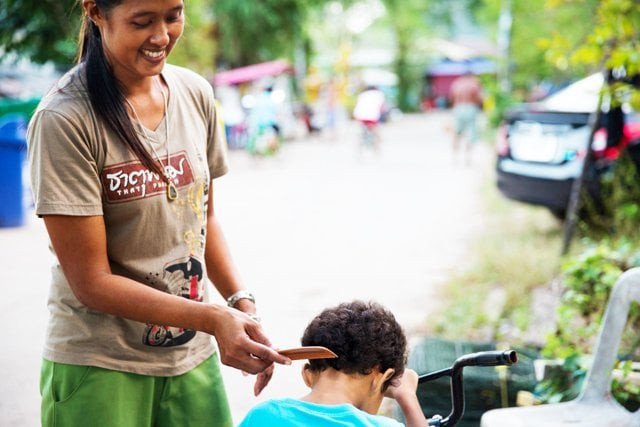 anya nopalit combs her son 039 s hair at her home in chanthaburi province thailand january 18 2016 in this handout provided by unaids photo reuters anya nopalit combs her son 039 s hair at her home in chanthaburi province thailand january 18 2016 in this handout provided by unaids photo reuters