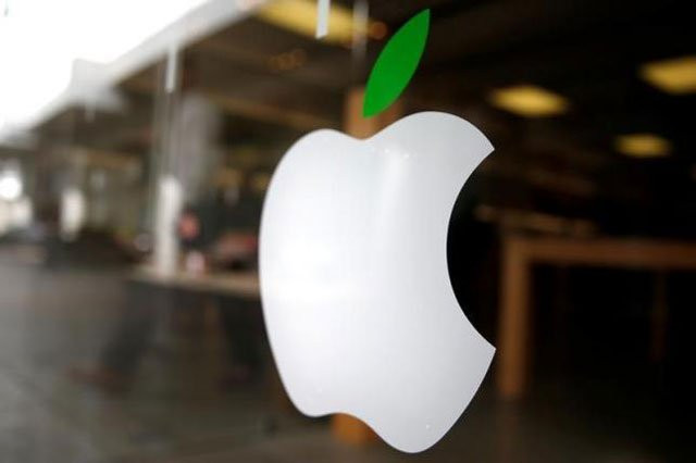the logo of apple aapl is seen in los angeles california united states april 22 2016 photo reuters the logo of apple aapl is seen in los angeles california united states april 22 2016 photo reuters