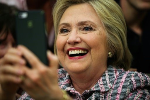 with quot delete your account quot clinton who has struggled to connect with young voters embraced the quick witted dry humor of america 039 s millennials photo afp