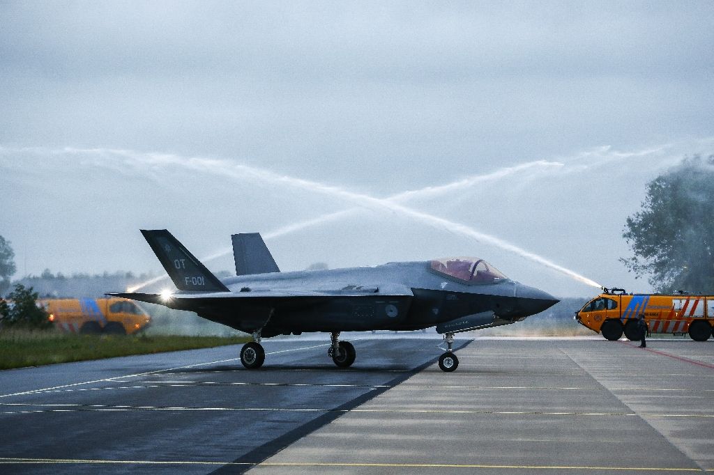 first envisioned in the early 1990s the f 35 will eventually form the backbone of america 039 s fighter fleet photo afp