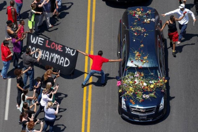 muhammad ali feted by the famous and fans in final farewell muhammad ali feted by the famous and fans in final farewell