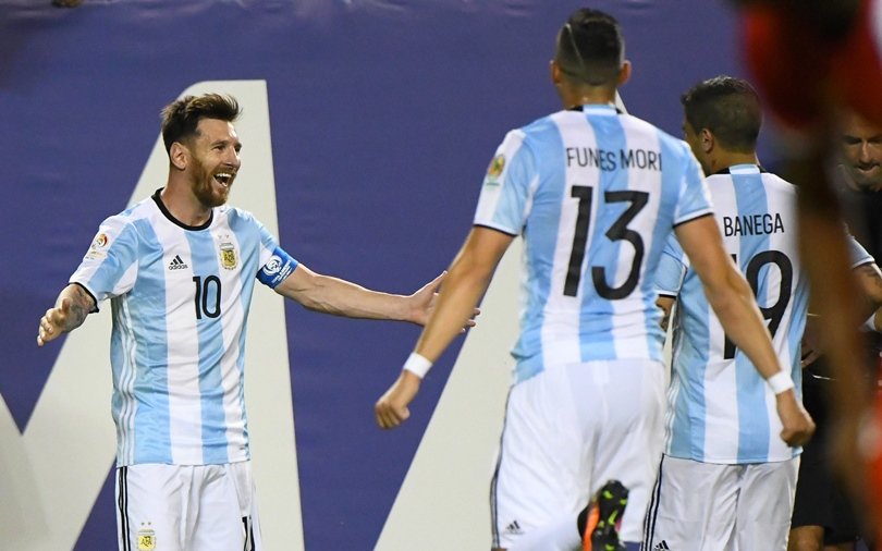 argentina midfielder lionel messi 10 reacts after scoring a goal against panama in the second half during the group play stage of the 2016 copa america centenario at soldier field on june 10 2016 at chicago photo reuters