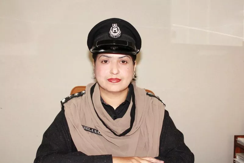 dsp aneela naz photo express dsp aneela naz photo express