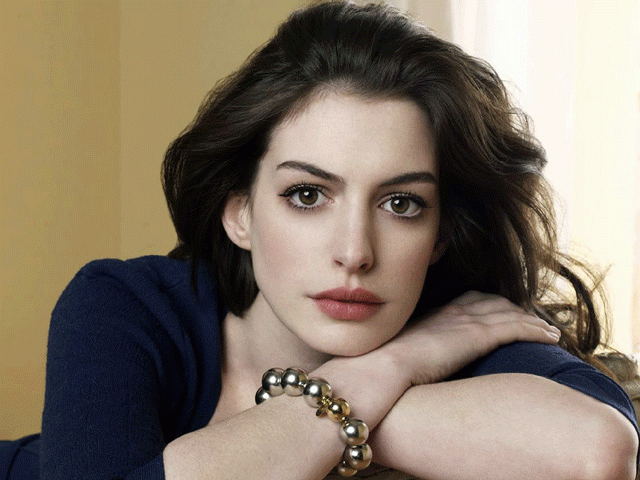 un women enlisted hathaway to help promote parental leave equally for men and women photo famouspeople un women enlisted hathaway to help promote parental leave equally for men and women photo famouspeople