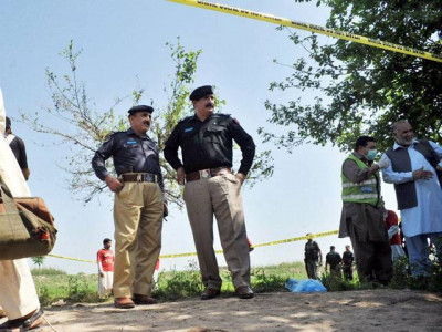 man son killed in karachi as brawl erupts over water supply man son killed in karachi as brawl erupts over water supply