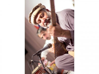 chitrali sitar player sticks to the tricks of his trade