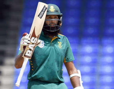 hashim amla breaks kohli s record hashim amla breaks kohli s record