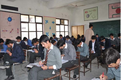 report card 71 students from govt schools failed ssc exams