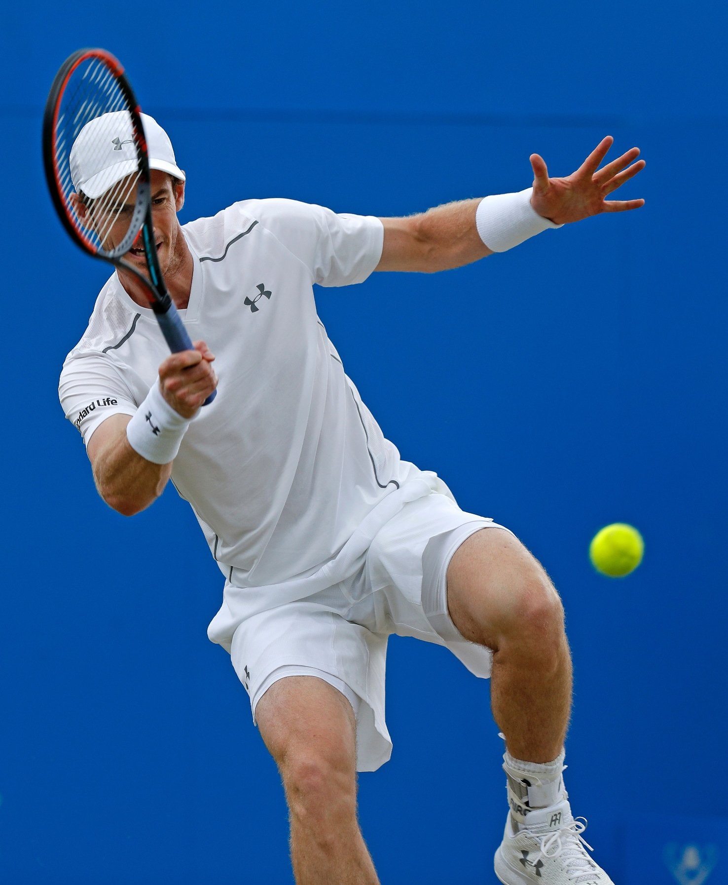 britain 039 s andy murray returns to croatia 039 s marin cilic during their men 039 s singles semi final match in the atp aegon championships tennis tournament at the queen 039 s club in west london on june 18 2016 photo afp