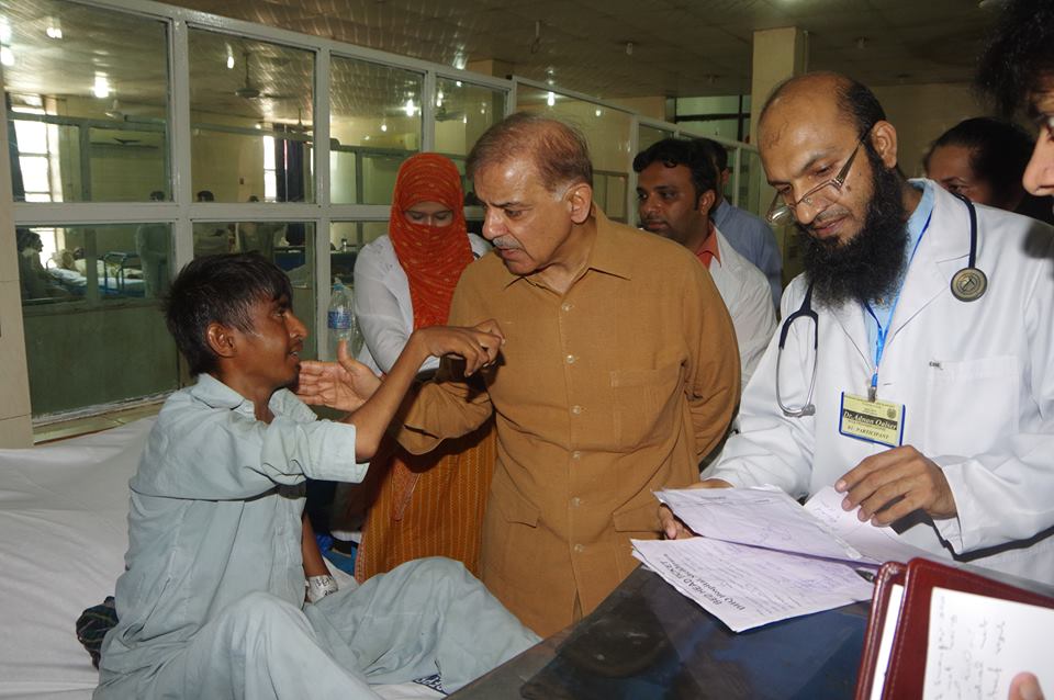 chief minister shahbaz sharif during a visit to sheikhupura dhq hospital photo online