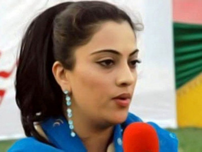 surprise visit nadia gabol visits food bazaars and warns shopkeepers