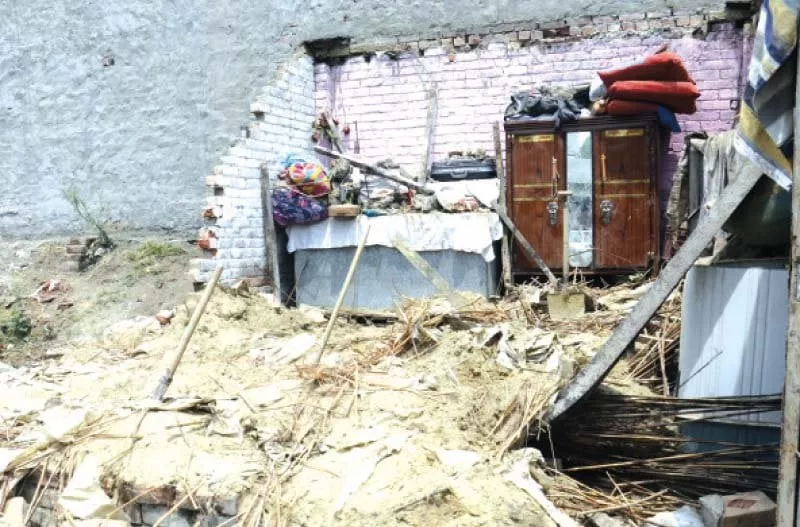 rescue 1122 officials said the roof had been in a dilapidated condition photo abid nawaz express rescue 1122 officials said the roof had been in a dilapidated condition photo abid nawaz express