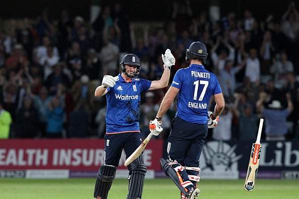 plunkett and woakes were england 039 s heroes in the first odi against sri lanka photo afp