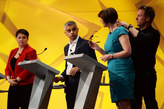 scottish conservative leader ruth davidson ll mayor of london sadiq khan 2nd l and tuc general secretary frances o 039 grady get set for the great debate on the eu referendum in at wembley in london on june 21 2016 photo afp scottish conservative leader ruth davidson ll mayor of london sadiq khan 2nd l and tuc general secretary frances o 039 grady get set for the great debate on the eu referendum in at wembley in london on june 21 2016 photo afp