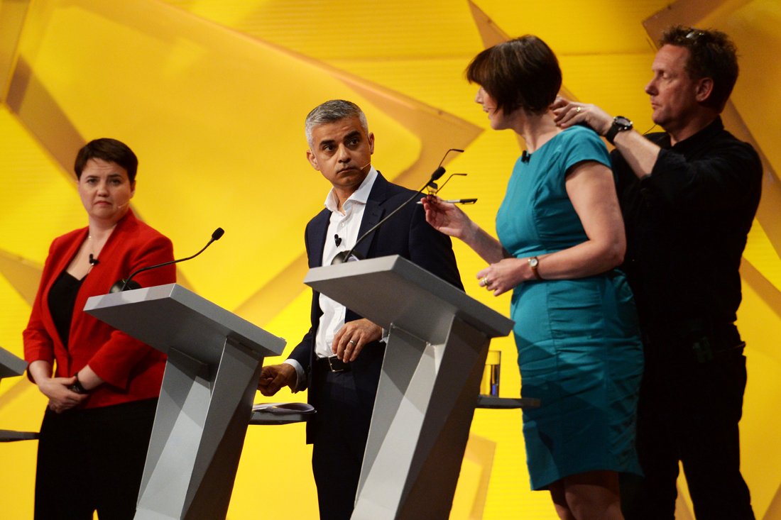 scottish conservative leader ruth davidson ll mayor of london sadiq khan 2nd l and tuc general secretary frances o 039 grady get set for the great debate on the eu referendum in at wembley in london on june 21 2016 photo afp