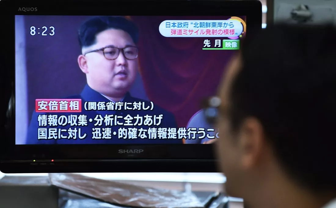 a man looks at a television reporting on north korea 039 s missile launching in tokyo on june 22 2016 photo afp a man looks at a television reporting on north korea 039 s missile launching in tokyo on june 22 2016 photo afp