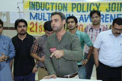 daggers drawn young doctors say no to central induction