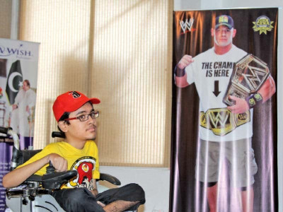 boy suffering from muscular dystrophy gets a chance to meet john cena boy suffering from muscular dystrophy gets a chance to meet john cena