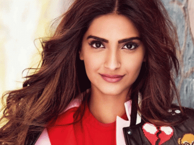 is hollywood on the cards for sonam kapoor