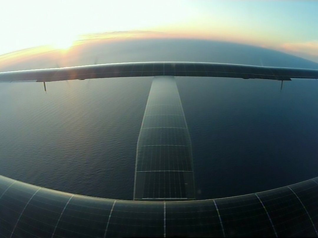 solar impulse 2 at 8 530 feet above the azores and 1 670km left to join the europe mainland photo afp