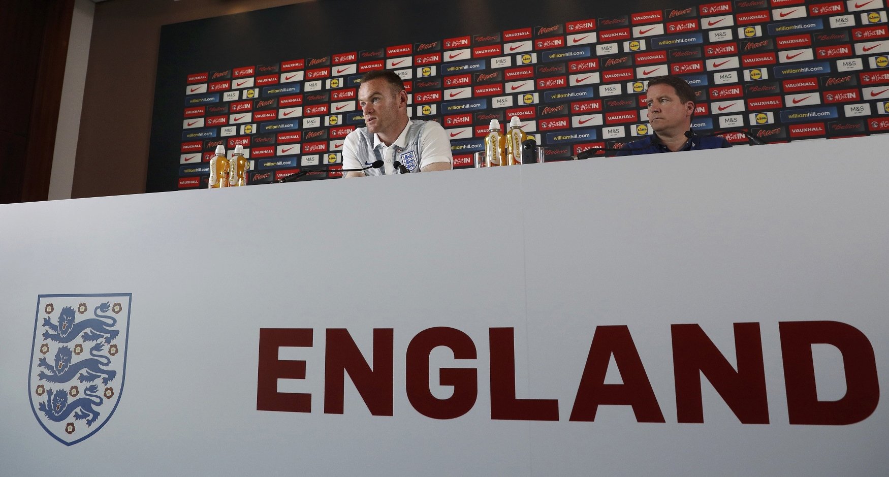 england 039 s wayne rooney attends a news conference photo reuters