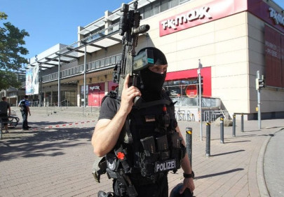 german cinema hostage taker was carrying replica weapons prosecutors german cinema hostage taker was carrying replica weapons prosecutors