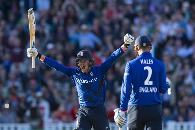 roy and hales 039 s stand set a new england odi partnership record beating the 250 for the second wicket compiled by andrew strauss and jonathan trott against bangladesh at edgbaston in 2010 photo afp