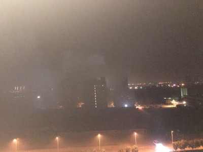 fire engulfs residential building in karachi fire engulfs residential building in karachi