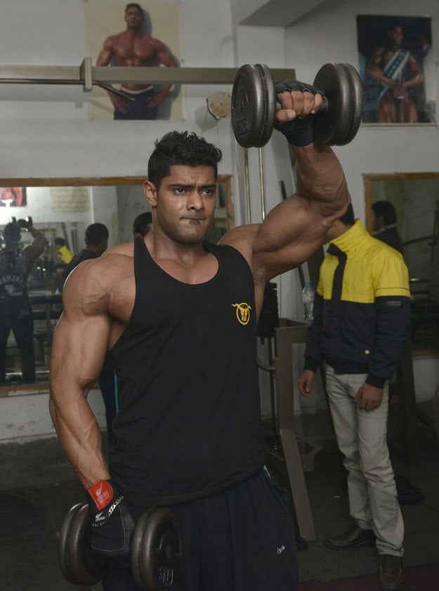pakistani bodybuilder hits back at critics after finishing fourth