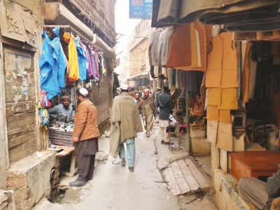 ramazan security 1 800 police personnel to safeguard shoppers ramazan security 1 800 police personnel to safeguard shoppers