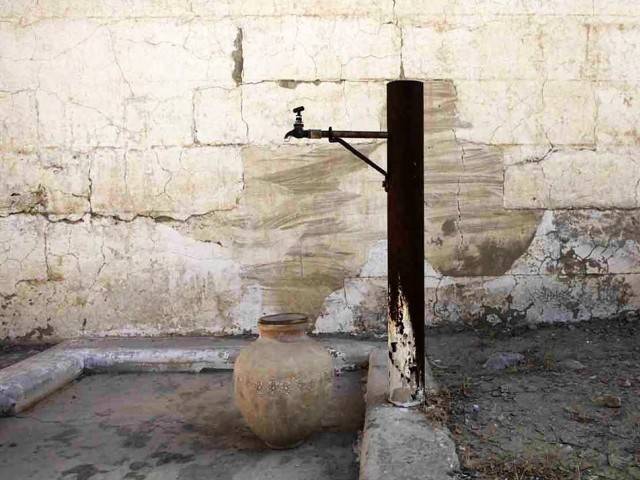 residents say they are facing paucity of potable water due to poor management and ineffective water supply system photo online