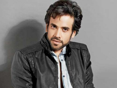 tusshar kapoor just became a single father thanks to surrogacy tusshar kapoor just became a single father thanks to surrogacy