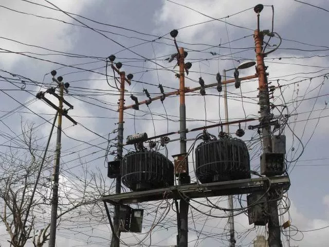 protestors say they have been without electricity for 18 hours photo reuters file protestors say they have been without electricity for 18 hours photo reuters file