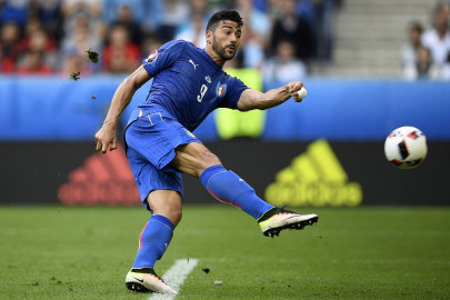 euro 2016 holders spain knocked out by italy in last 16 euro 2016 holders spain knocked out by italy in last 16