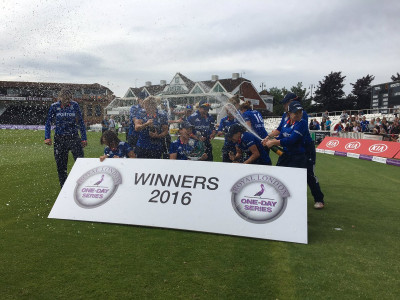beaumont ton sees england women thrash pakistan beaumont ton sees england women thrash pakistan