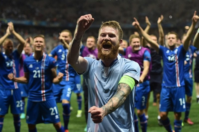 iceland 039 s midfielder aron gunnarsson and teammates celebrate after the win against england at the allianz riviera stadium in nice on june 27 2016 photo afp iceland 039 s midfielder aron gunnarsson and teammates celebrate after the win against england at the allianz riviera stadium in nice on june 27 2016 photo afp
