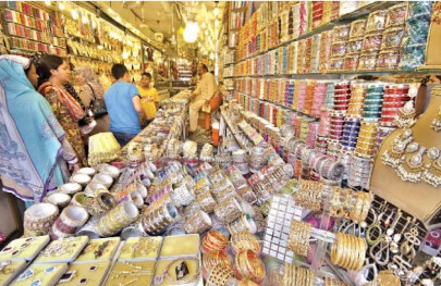 traders threaten to defy lockdown orders traders threaten to defy lockdown orders