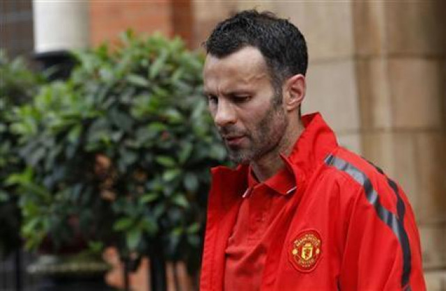 ryan giggs leaves his hotel in london on may 29 2011 photo reuters ryan giggs leaves his hotel in london on may 29 2011 photo reuters