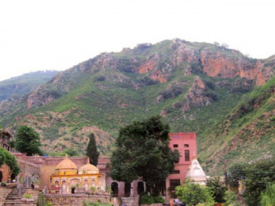 hindus concerned about attempts at grabbing temple land
