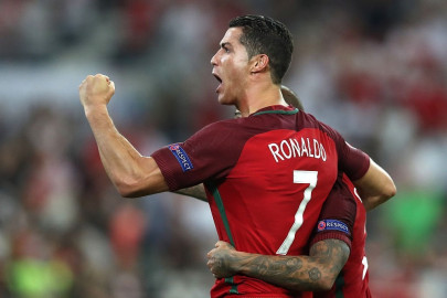 euro 2016 portugal beat poland 5 3 on penalties