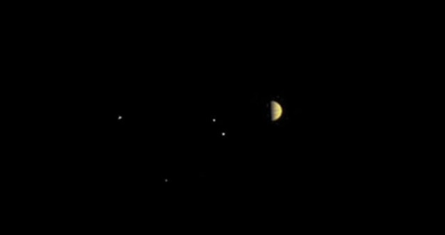 nasa 039 s juno spacecraft obtained this color view at a distance of 6 8 million miles 10 9 million kilometers from jupiter on june 21 2016 photo reuters nasa 039 s juno spacecraft obtained this color view at a distance of 6 8 million miles 10 9 million kilometers from jupiter on june 21 2016 photo reuters