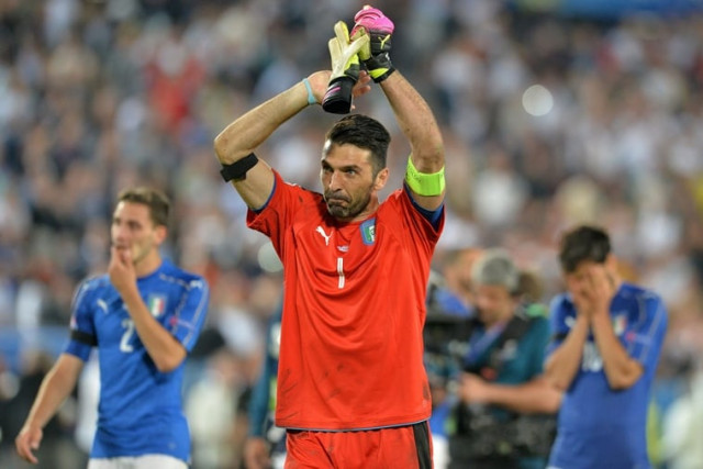 italy 039 s goalkeeper gianluigi buffon acknowledges the crowds after italy lost in the penalty shoot out to germany in the euro 2016 quarter final football match between germany and italy at the matmut atlantique stadium in bordeaux on july 2 2016 photo afp italy 039 s goalkeeper gianluigi buffon acknowledges the crowds after italy lost in the penalty shoot out to germany in the euro 2016 quarter final football match between germany and italy at the matmut atlantique stadium in bordeaux on july 2 2016 photo afp