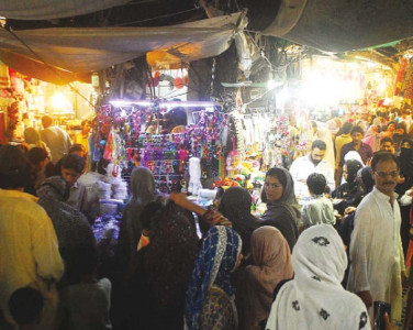 busy time of the year capital residents throng rawalpindi markets for eid shopping busy time of the year capital residents throng rawalpindi markets for eid shopping