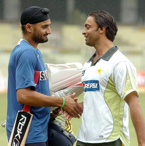 harbhajan reveals shoaib akhtar once thrashed him and yuvraj harbhajan reveals shoaib akhtar once thrashed him and yuvraj