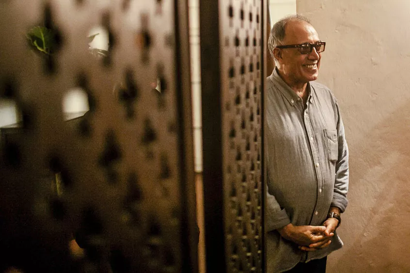 this file photo taken on march 16 2014 shows iranian film director abbas kiarostami posing during his visit to the 54th cartagena film festival photo afp