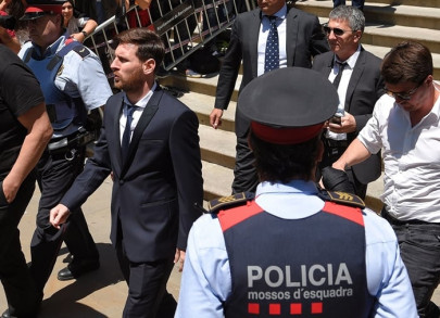 barcelona s messi to appeal tax fraud sentence