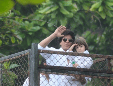 these photos of srk and abram on eid are everything you need to see today