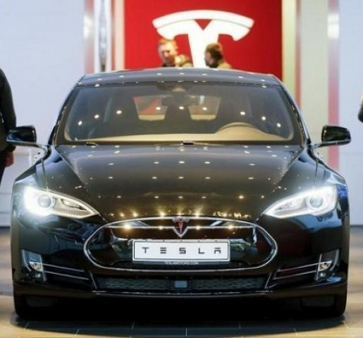 a tesla car 039 model s 039 sits in a dealership in berlin germany photo reuters a tesla car 039 model s 039 sits in a dealership in berlin germany photo reuters