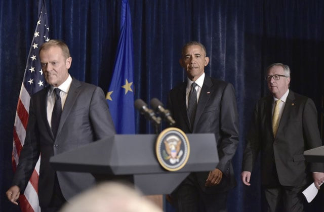 european council president donald tusk us president barack obama and european commission president jean claude juncker arrive at a press conference following a meeting on the sidelines of the nato summit at a hotel in warsaw poland on july 8 2016 photo afp european council president donald tusk us president barack obama and european commission president jean claude juncker arrive at a press conference following a meeting on the sidelines of the nato summit at a hotel in warsaw poland on july 8 2016 photo afp