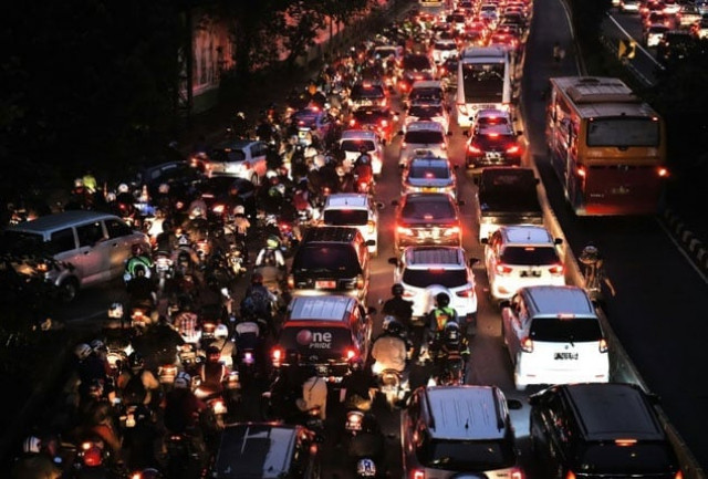 motorists are stuck in a traffic jam on a main road in jakarta on june 21 2016 as they return home to break the fast during the holy muslim month of ramazan photo afp motorists are stuck in a traffic jam on a main road in jakarta on june 21 2016 as they return home to break the fast during the holy muslim month of ramazan photo afp